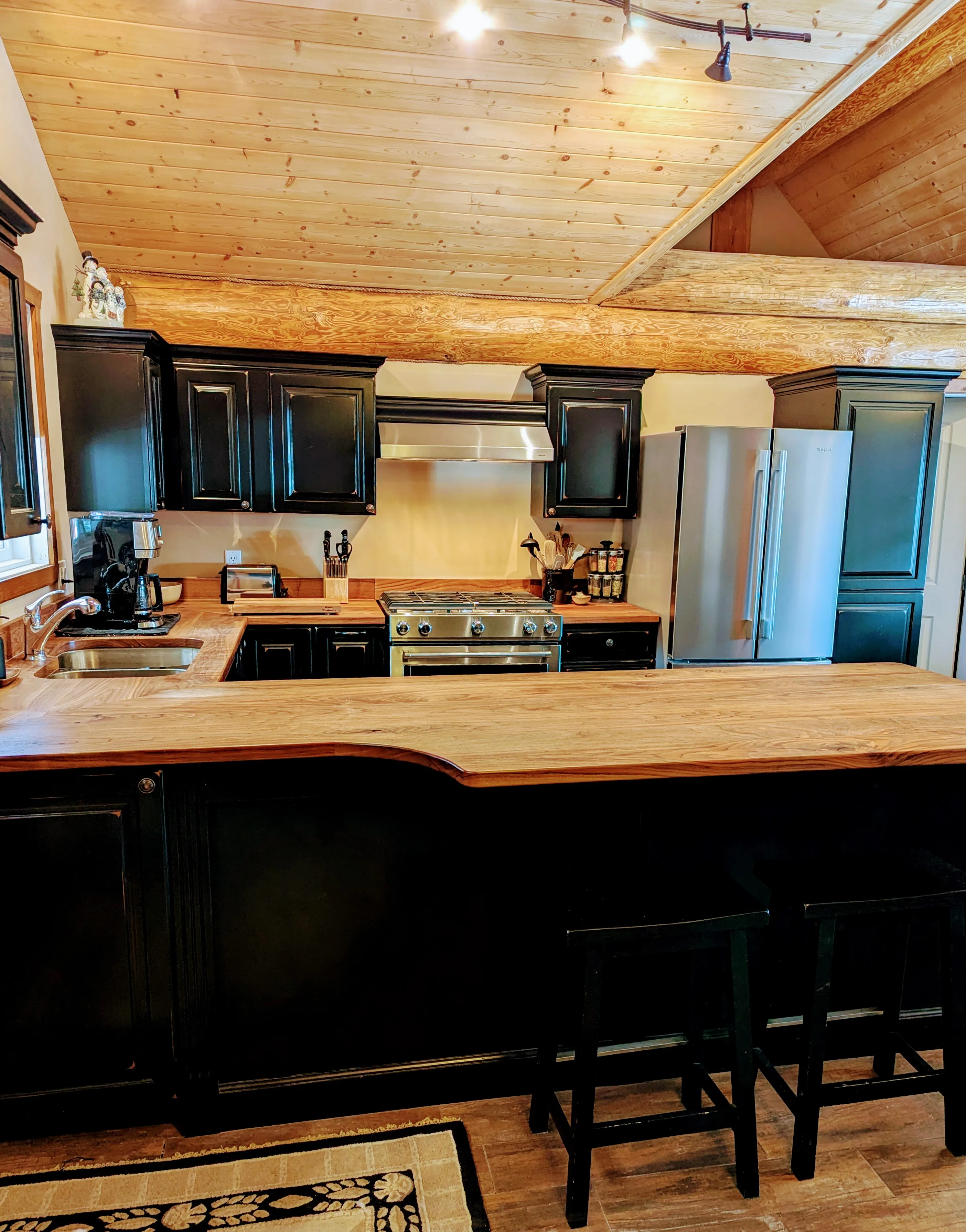 Tinhorn Loft - Loft Kitchen